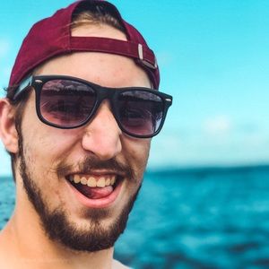 Meet your Posher, Shawn